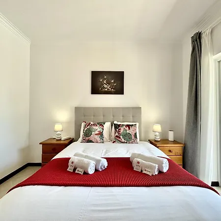 Villa Amazing With Private Pool By Homing