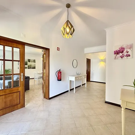 Villa Amazing With Private Pool By Homing