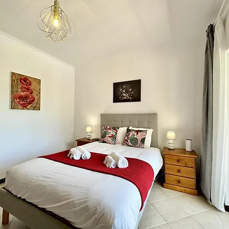 Amazing With Private Pool By Homing