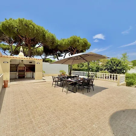 Amazing With Private Pool By Homing Villa