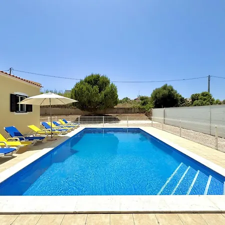 Amazing With Private Pool By Homing Quarteira