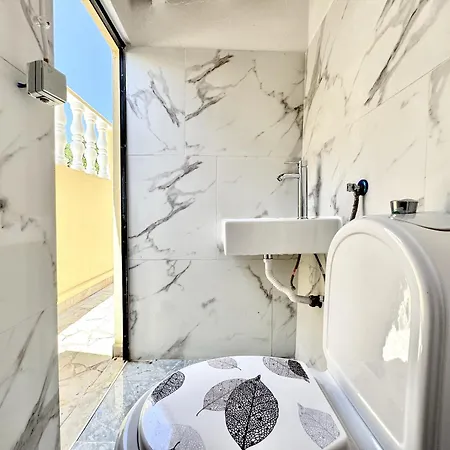 וילה Amazing With Private Pool By Homing קווארטיירה