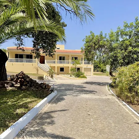 Amazing With Private Pool By Homing *