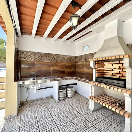 Amazing With Private Pool By Homing Quarteira
